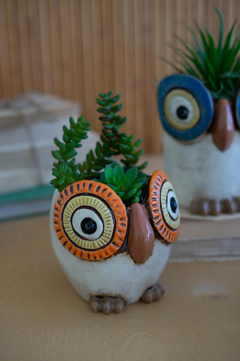SET OF THREE CERAMIC OWL PLANTERS