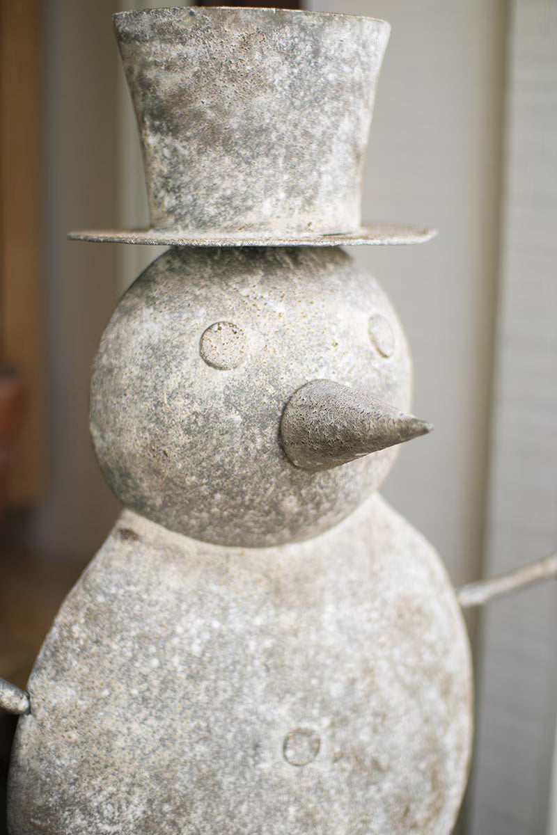 RUSTIC METAL SNOWMAN