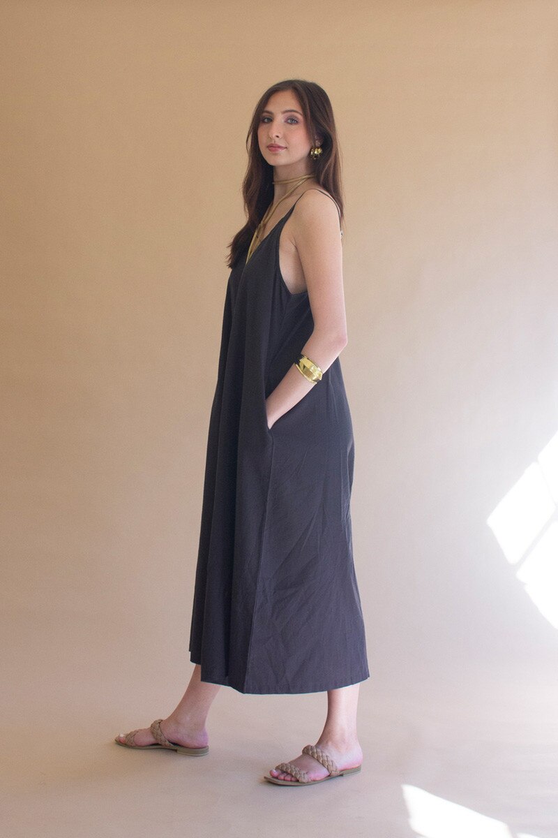 Adjustable Strap Flowy Jumper with Button Detail / Midnight