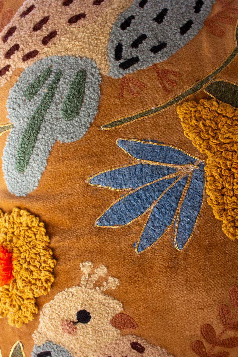 SET OF TWO EMBROIDERY PILLOWS WITH BIRDS - ONE EACH COLOR