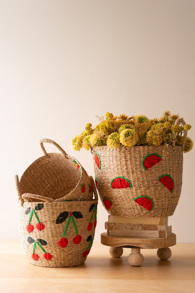 Set of 3 Seagrass Baskets with Embroidered Fruit